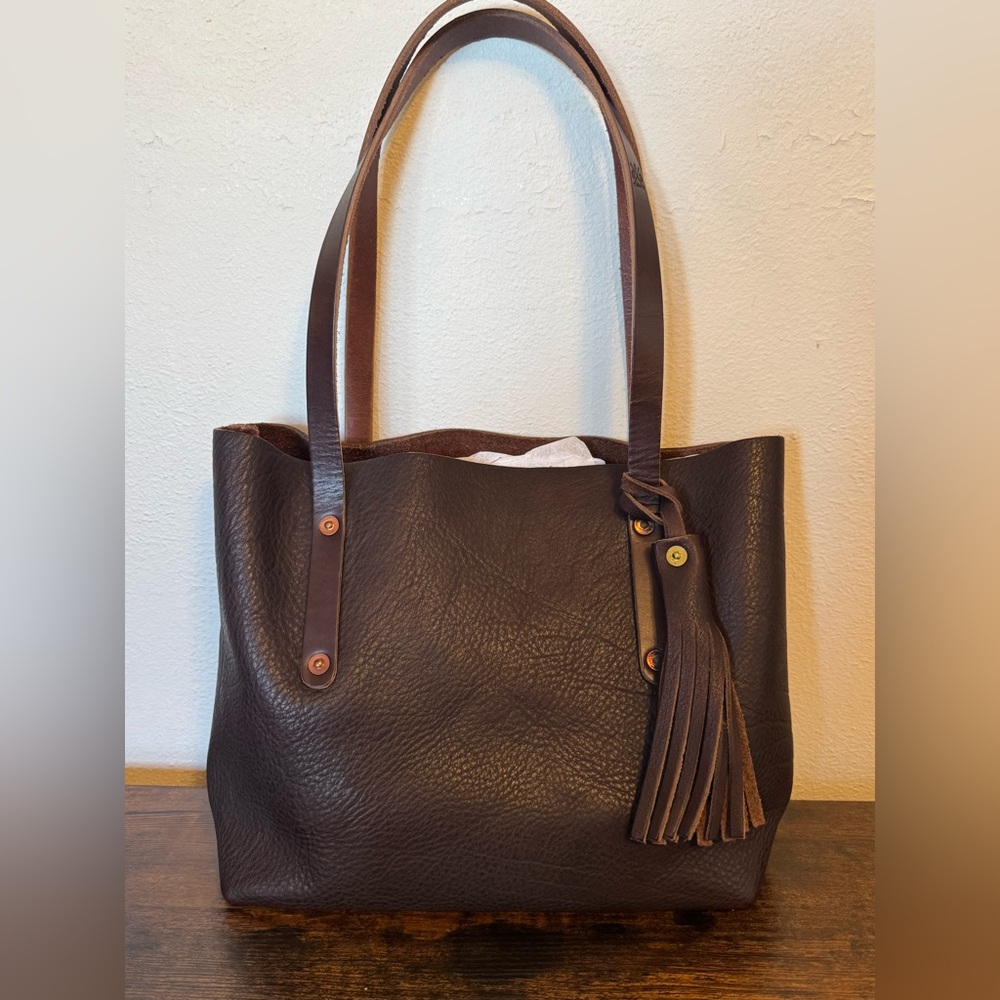 NWT Go Forth Goods Mocha Small Avery Tote Bag